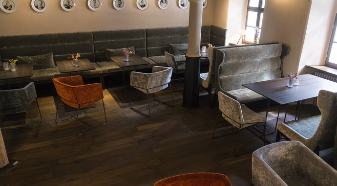 tonic metal armchair and aris sofa by rossin